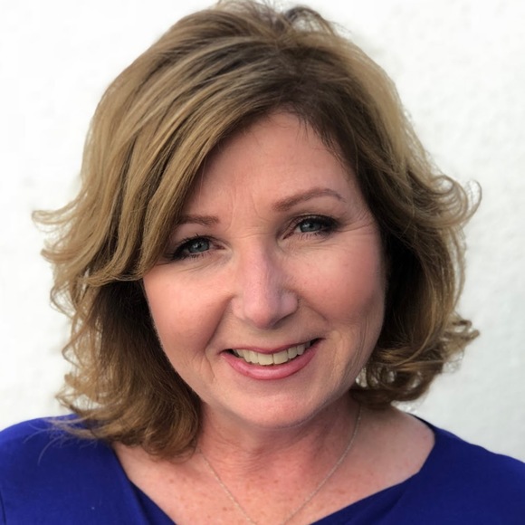 Meet your Posher, Gail - Picture 1 of 1